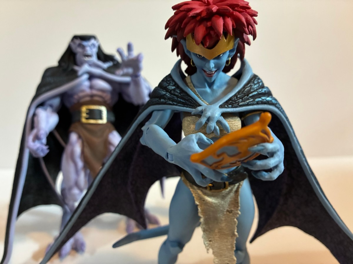 NECA Gargoyles Vows Goliath and&nbsp;Demona